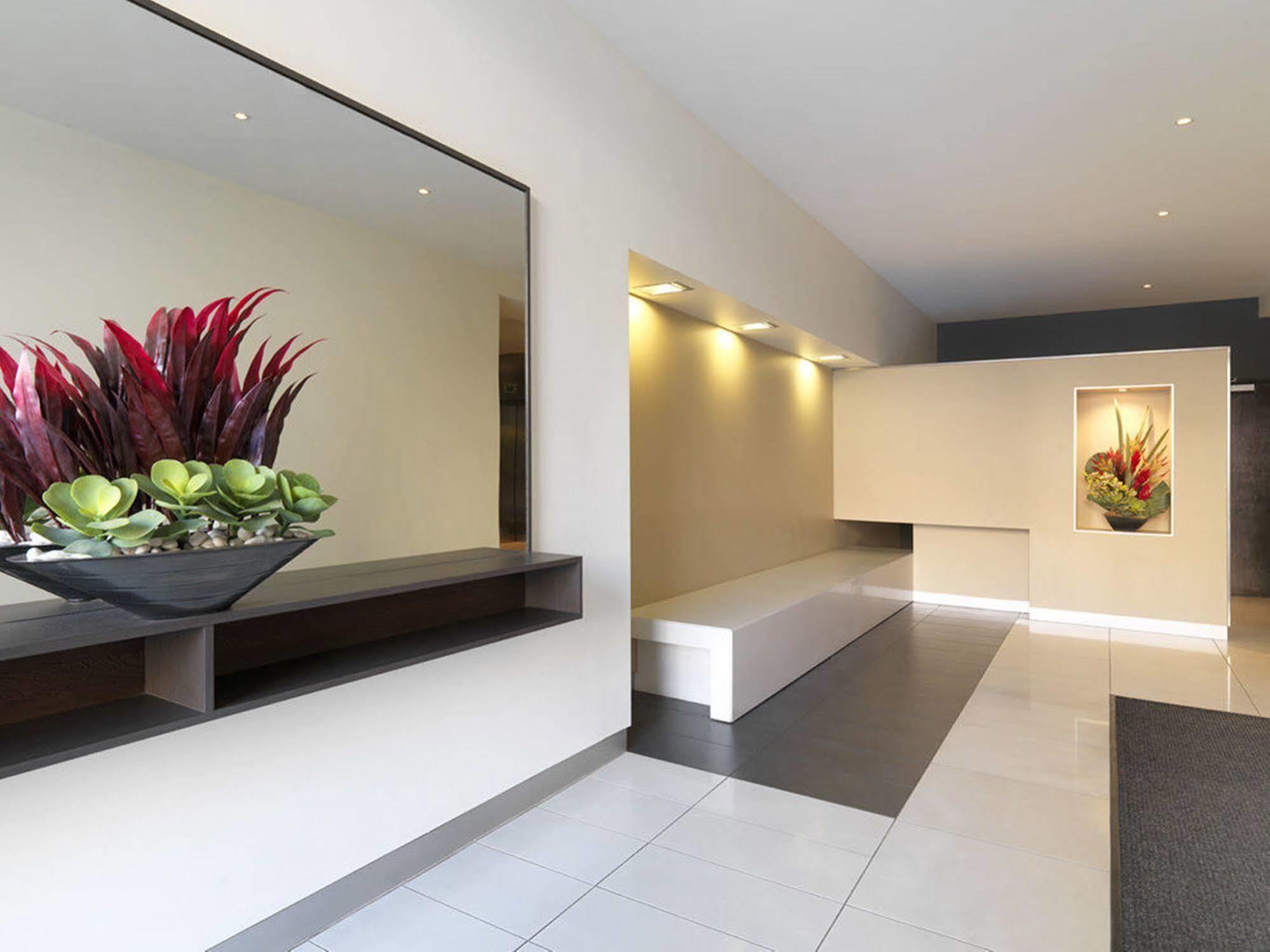 Quest On Dorcas Aparthotel Melbourne Exteriör bild
